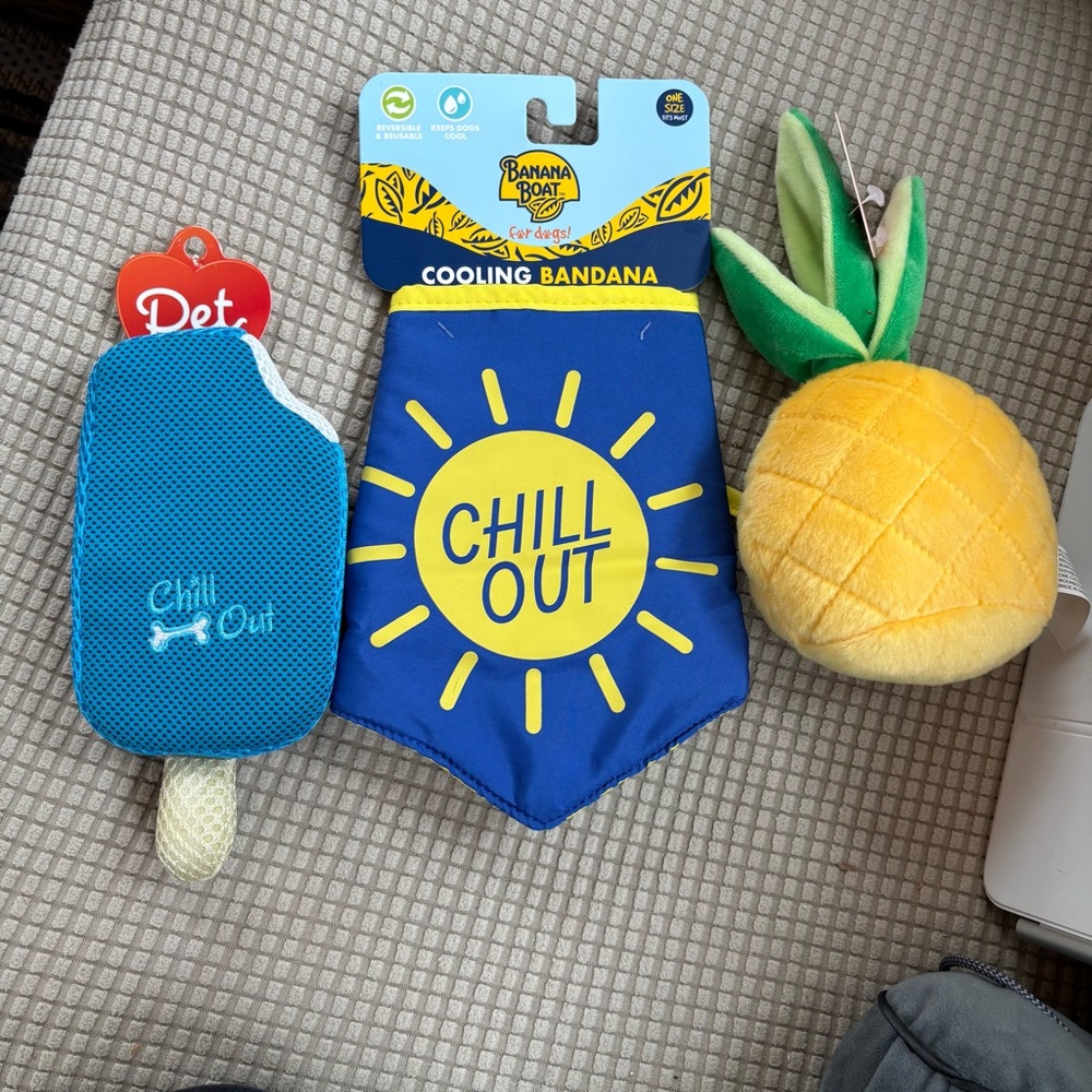 Banana Republic Blue and Yellow Dog Cooling Bandana and Pineapple Toy Set